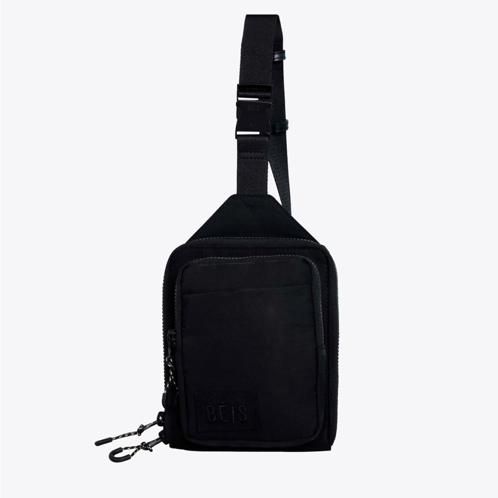 Beis Travel black sports sling
